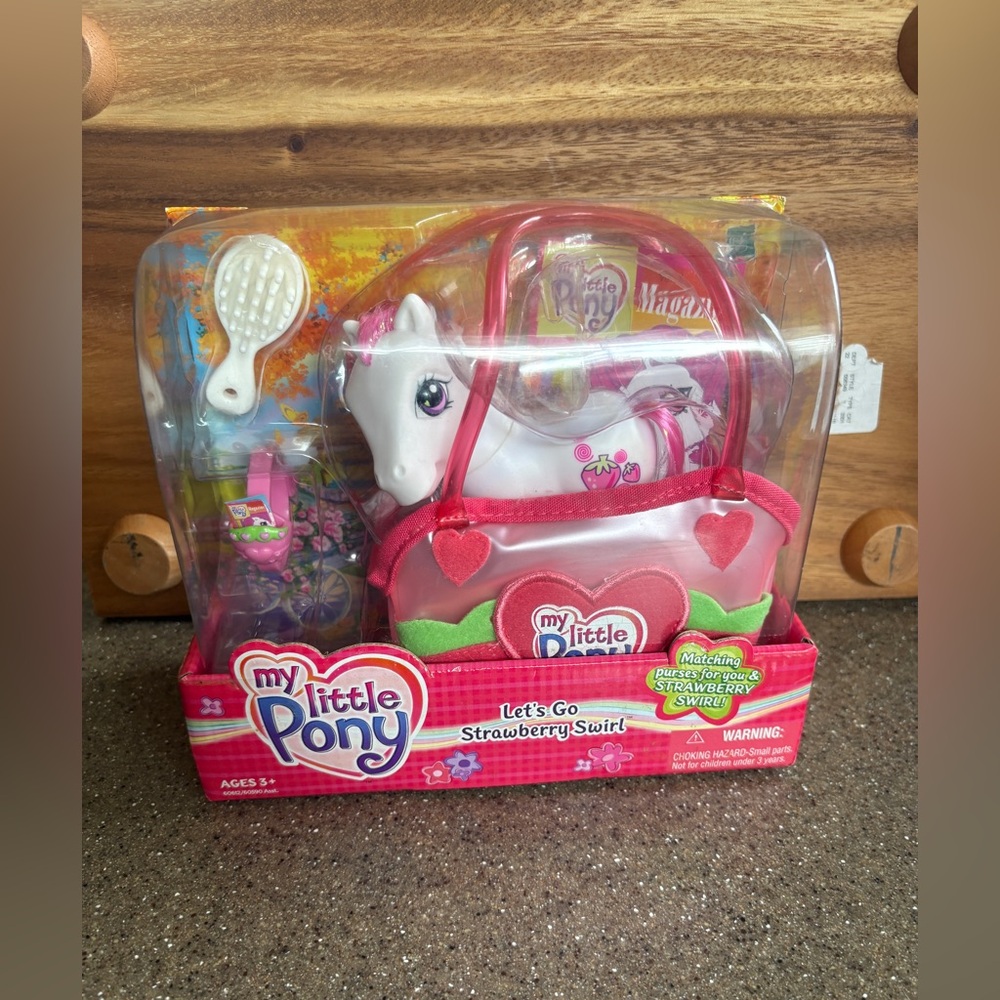 My Little Pony Let's Go Strawberry Swirl Toy Set G3